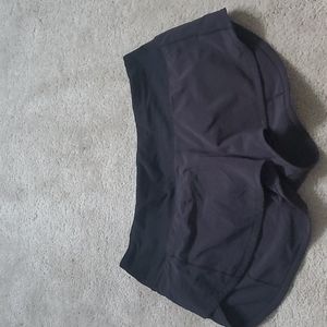 Size 4 lulu shorts